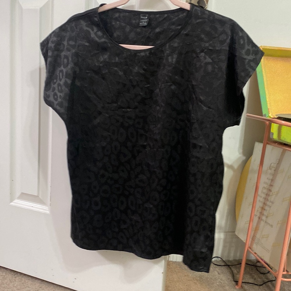 leopard tee shirt